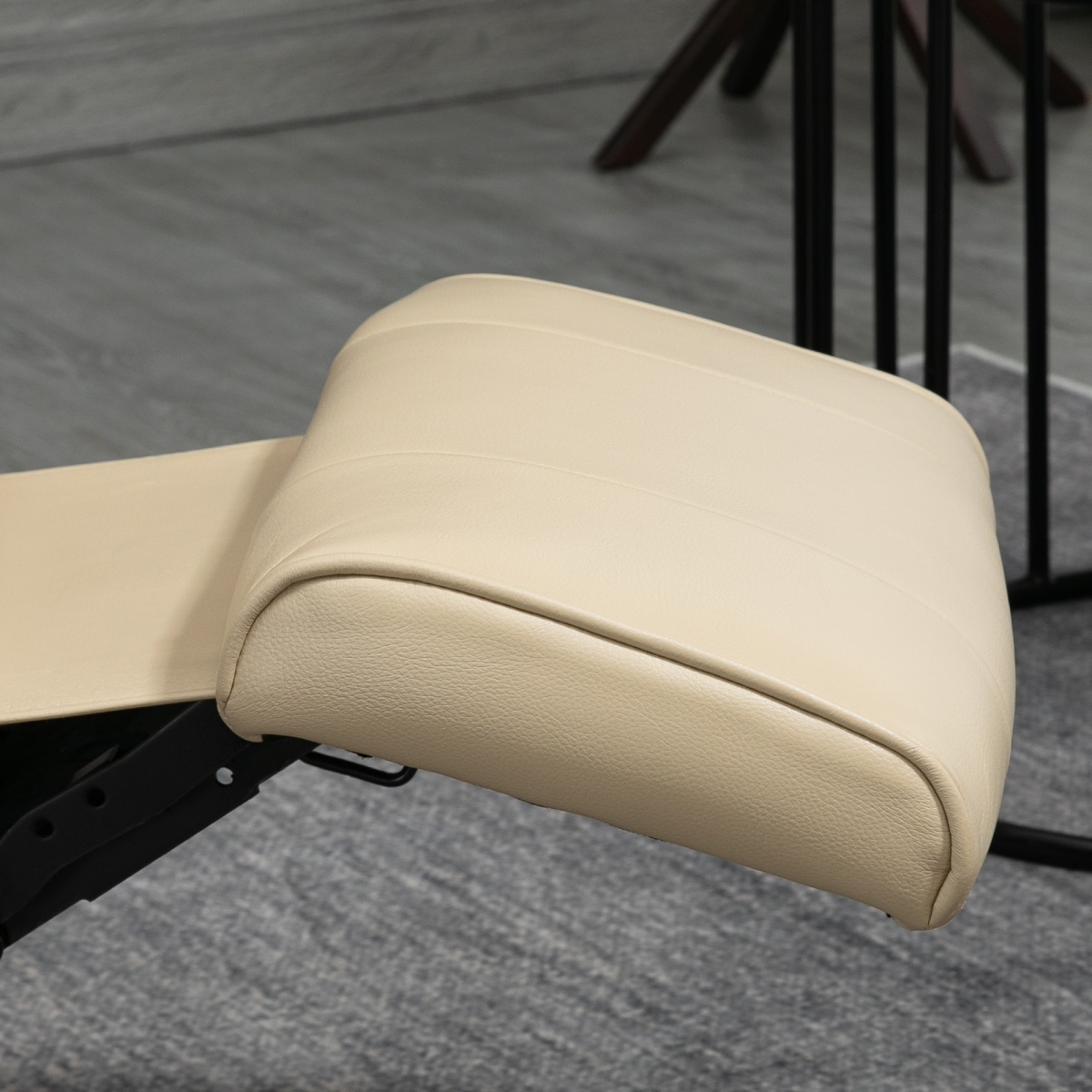 HOMCOM Ergonomic Recliner Office Chair PU Leather Lounger 145° Cream 120kg